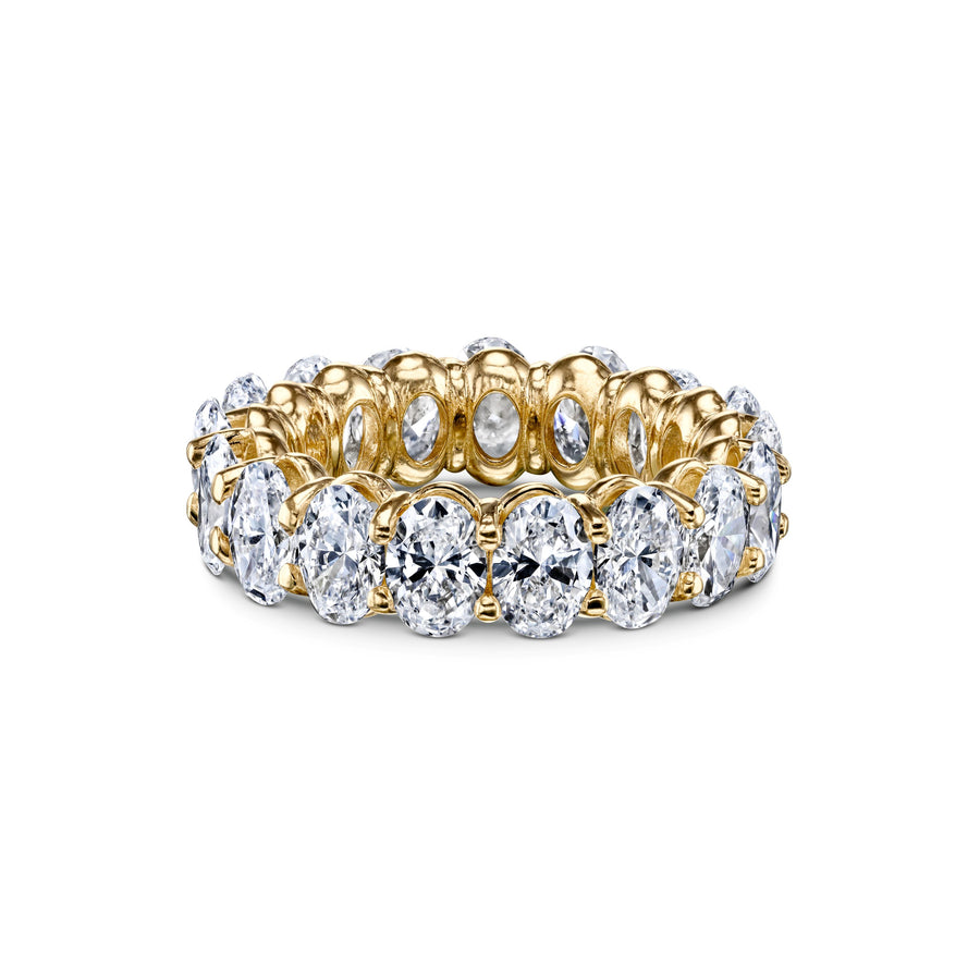 9.10 CTW Oval Diamond Eternity Band in Yellow Gold